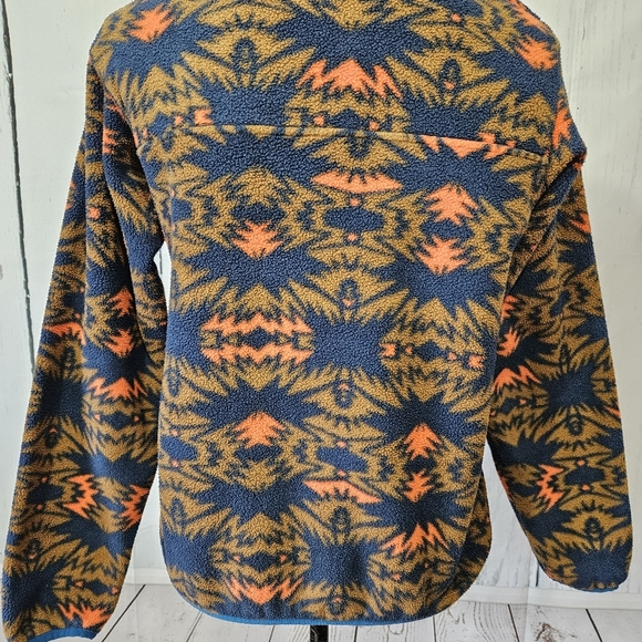 Patagonia Synchilla Snap-T Printed Southwestern Aztec Pullover - Picture 5 of 8